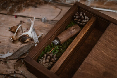 Wooden slide box for photos 15x23cm + USB space
