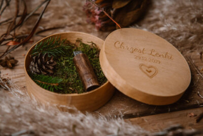 Round box for USB