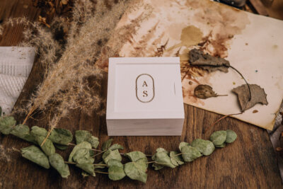 Wooden slide box for USB