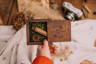 Wooden slide box for USB