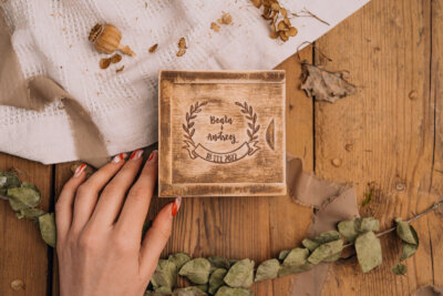 Wooden slide box for USB