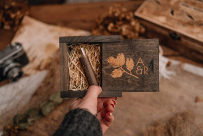 Wooden slide box for USB