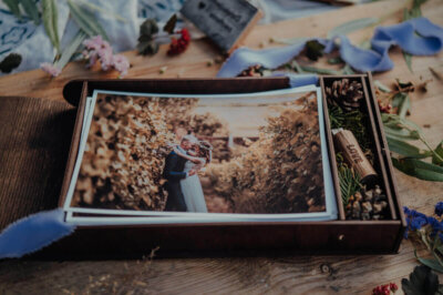 photobox plywood with pendrive