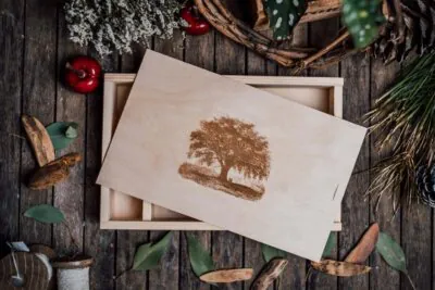 BASIC wooden box for 15x23cm prints + USB space