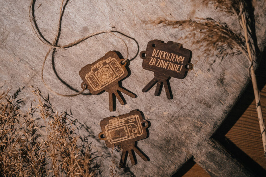 Wooden pendant