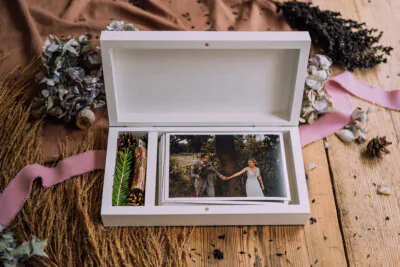 Slim box for photos 10x15 cm with USB