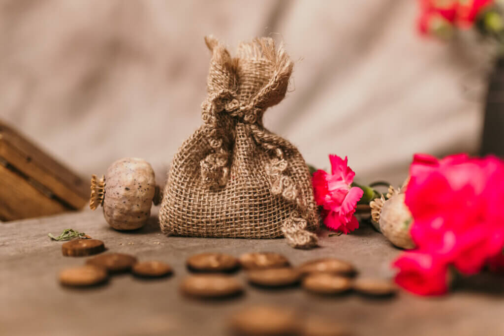 Jute USB pouch