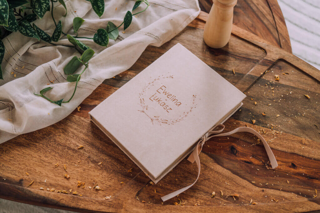 Photo Box for 10x15cm Photos Made from Suede + Oak